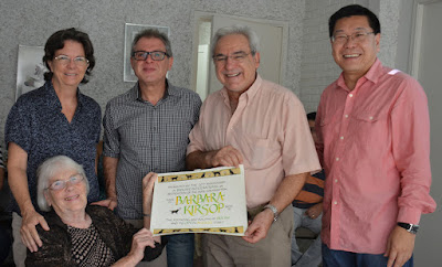 Celebrating 20 years of Bioline with Barbara, Dora Canhos, Sidnei de Souza, Vanderlei Canhos, and Leslie Chan, at CRIA in Brazil (2013)